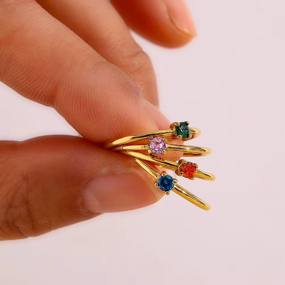 MINIMALIST GEMSTONE RINGS