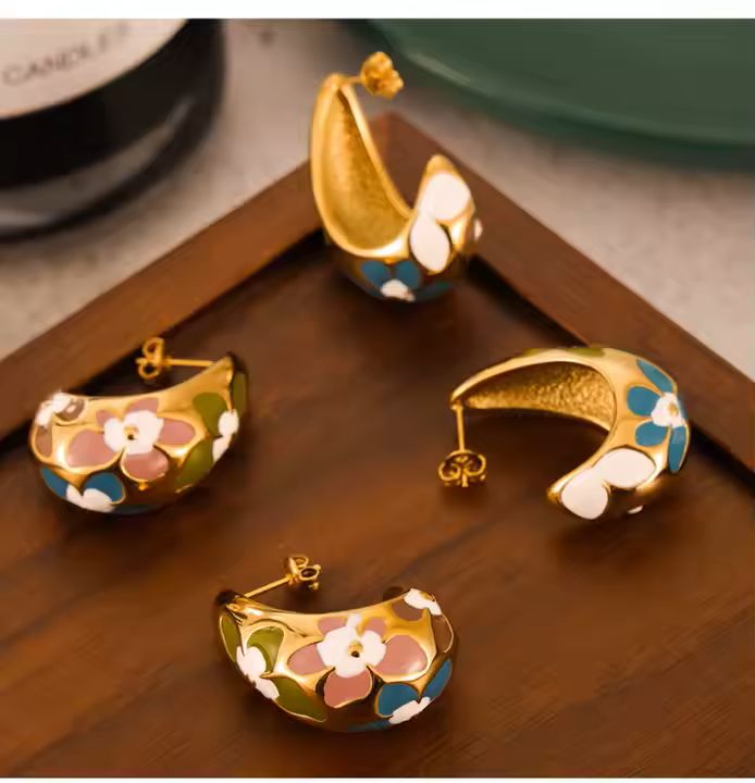 GOLDEN FLOWER EARRINGS