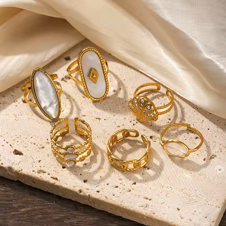 MOTHER OF PEARL RING