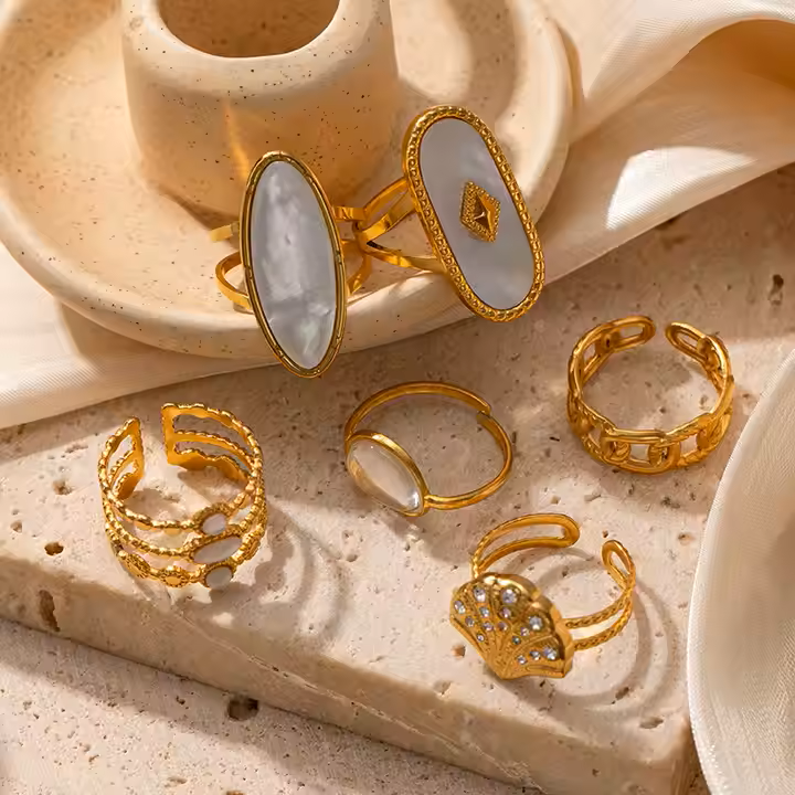MOTHER OF PEARL RING