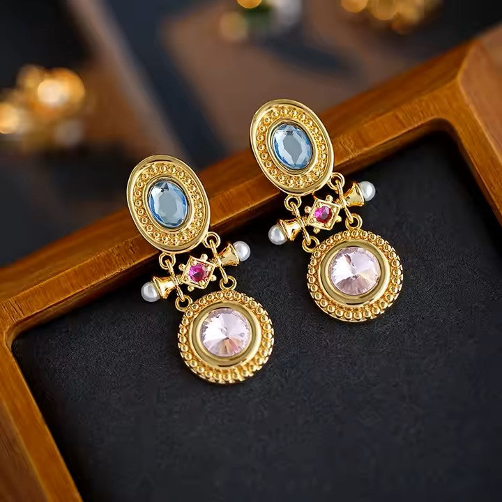 VINTAGE EARRINGS