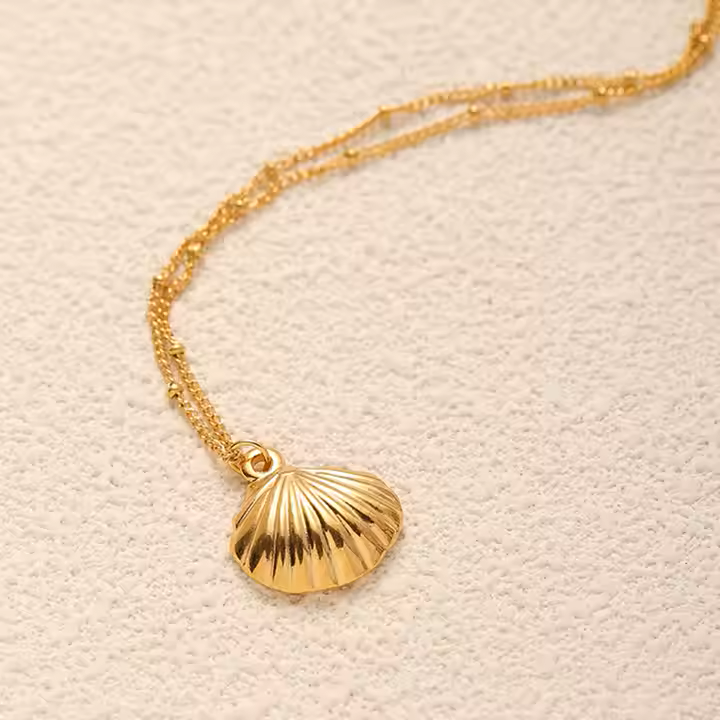 SHELL NECKLACE