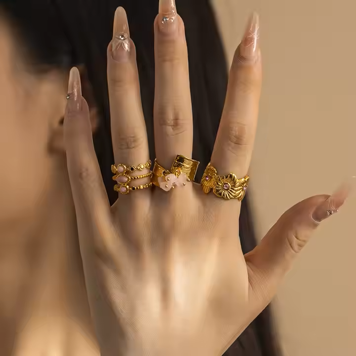 SOPHIA RING