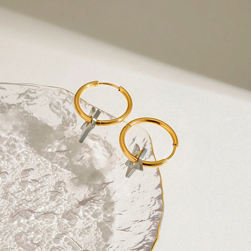 FIVE-POINTED STAR EARRINGS