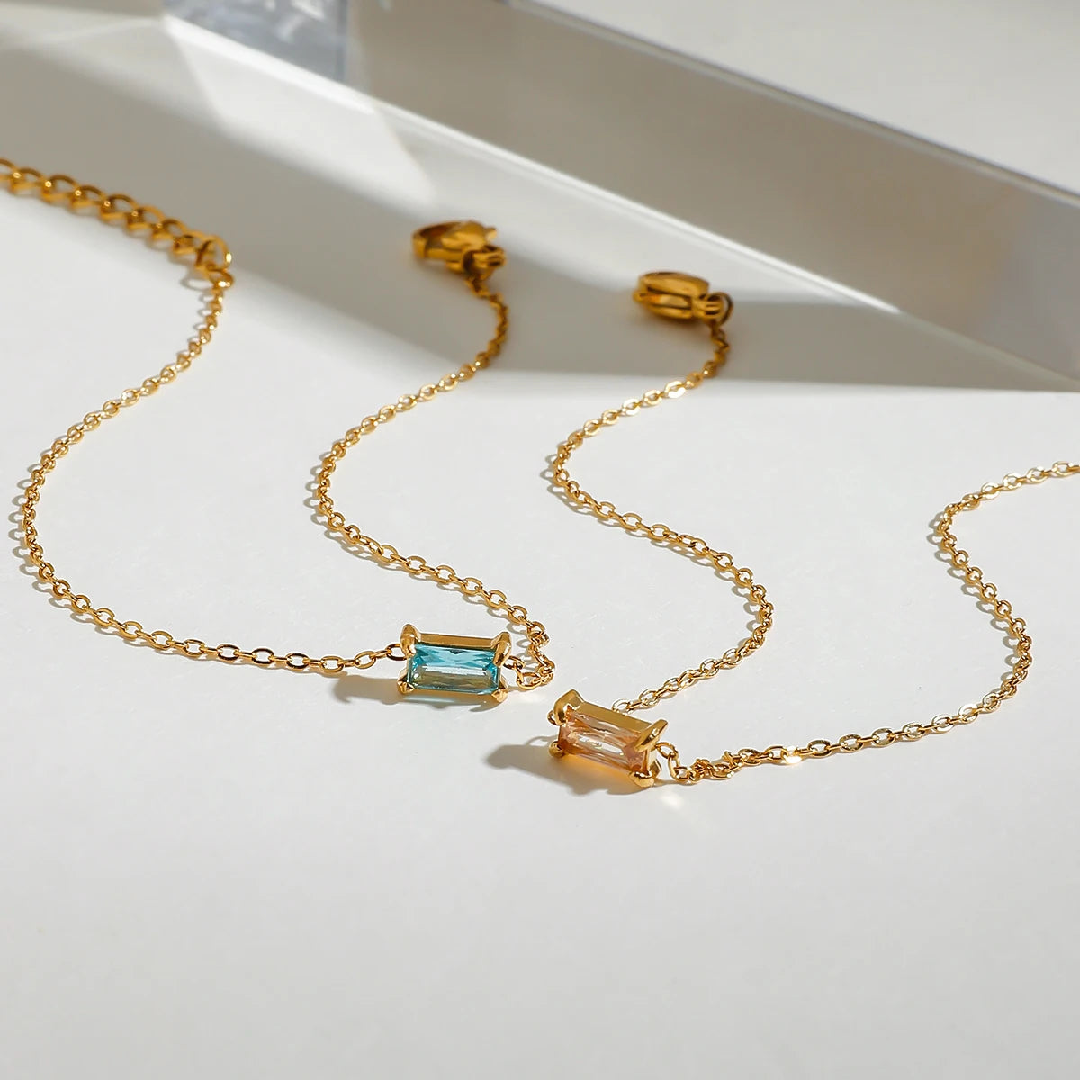 MINIMALISM BIRTHSTONE BRACELET