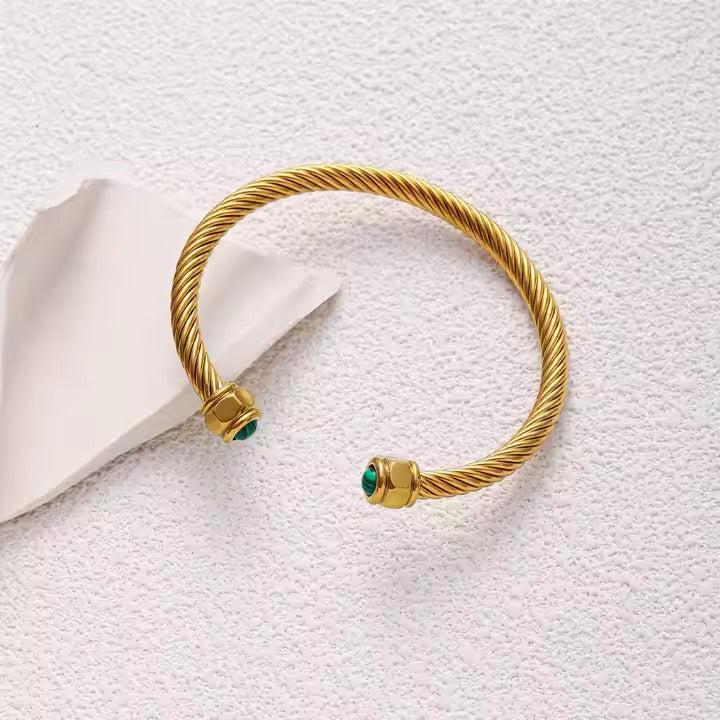 VINTAGE OPEN CUFF BRACELET