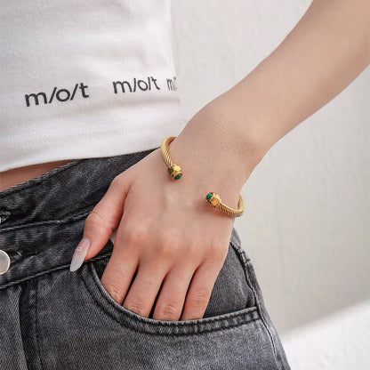 VINTAGE OPEN CUFF BRACELET