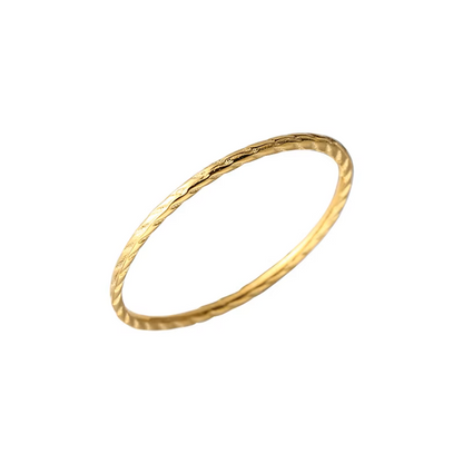 MINIMALIST RING