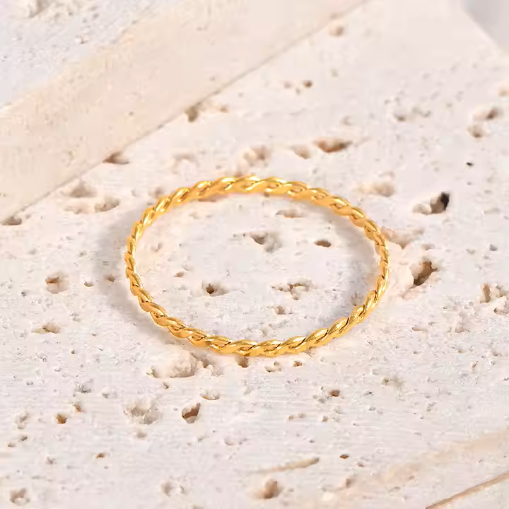 MINIMALIST RING
