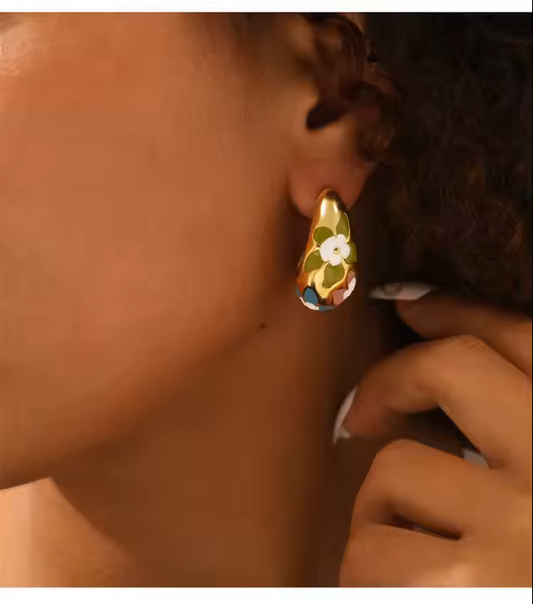 GOLDEN FLOWER EARRINGS
