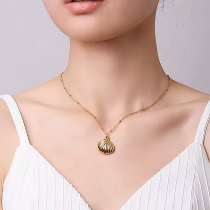 SHELL NECKLACE