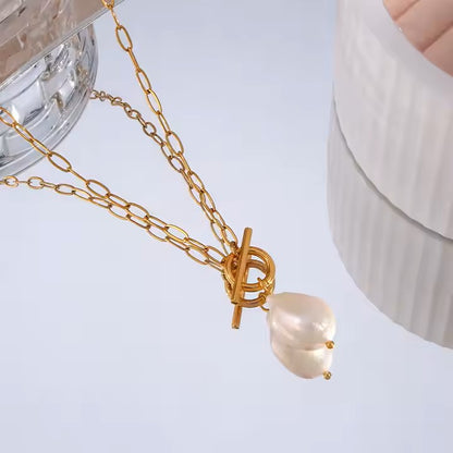 BAROQUE PEARL NECKLACE
