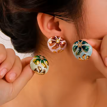 QUEEN EARRINGS