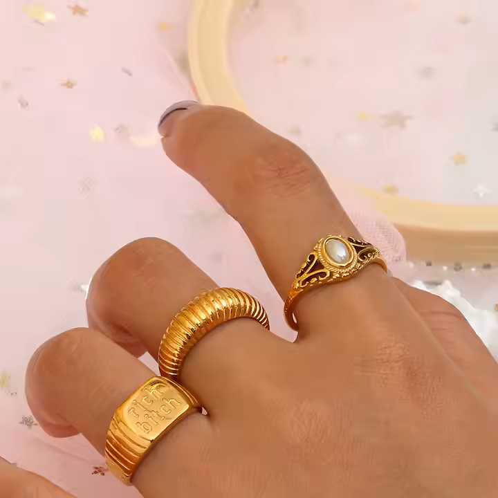 VINTAGE PEARL RING