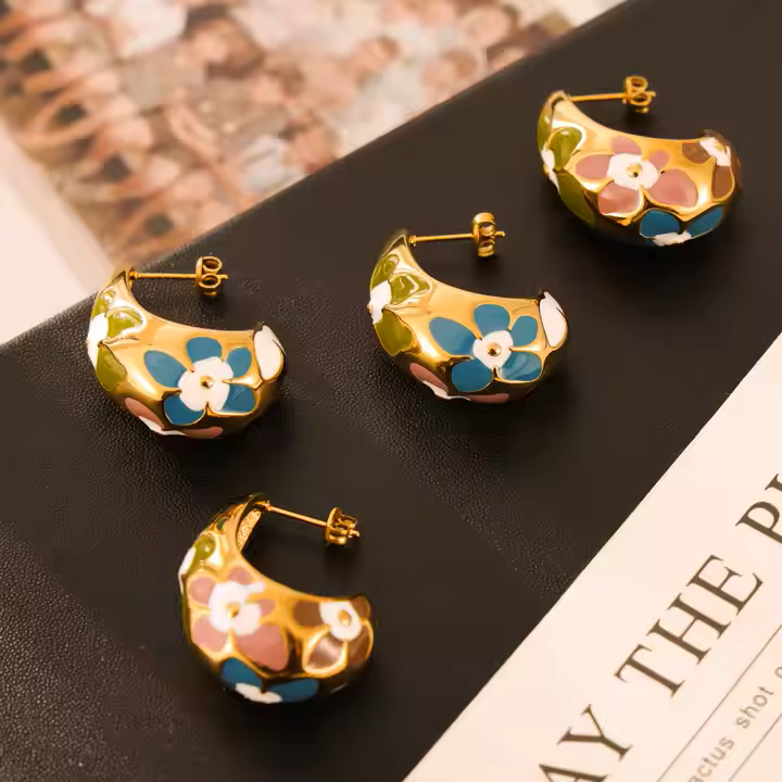 GOLDEN FLOWER EARRINGS
