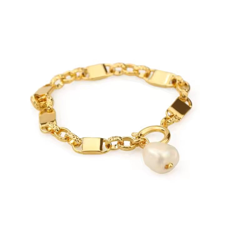 GOLD AND PEARL BRACELET