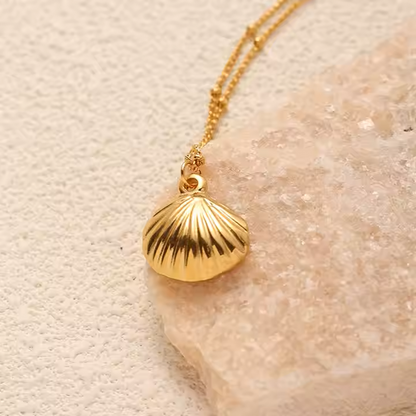 SHELL NECKLACE