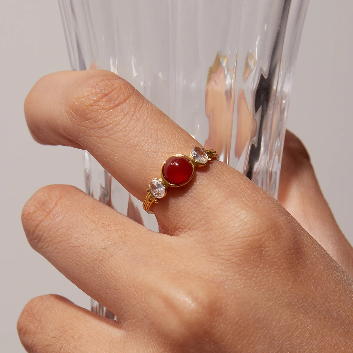 FASHION RETRO RING