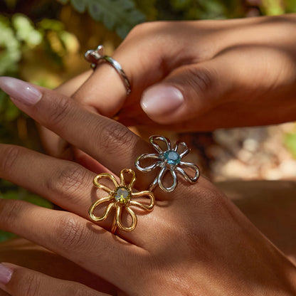 FLOWER LINE RING