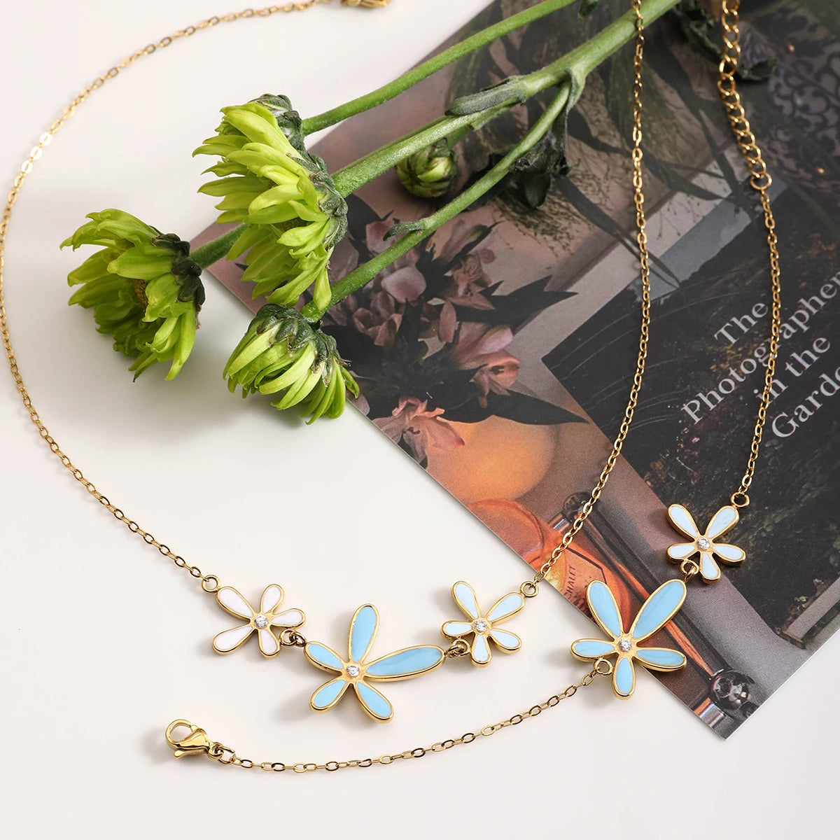 BLUE FLOWER NECKLACE & BRACELET
