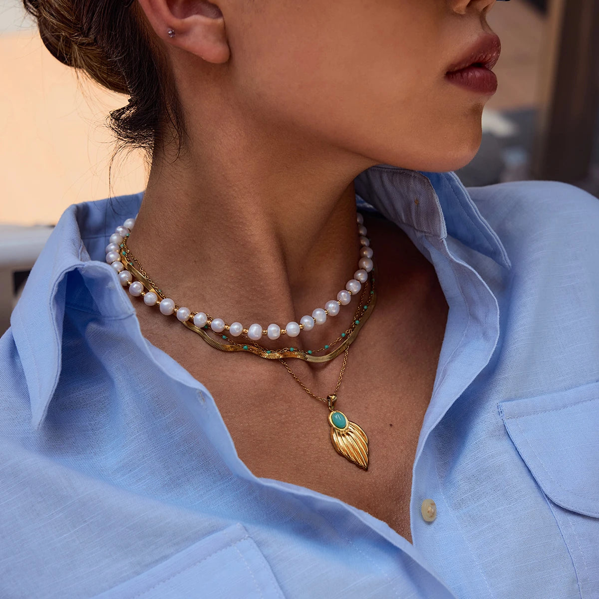 LEAF PENDANT NECKLACE