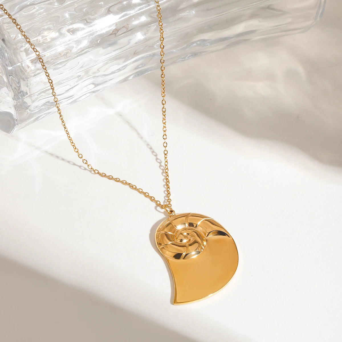 SPIRAL NECKLACE