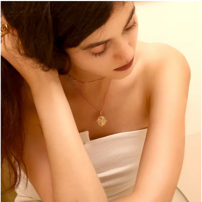 GOLDEN SOLAR NECKLACE