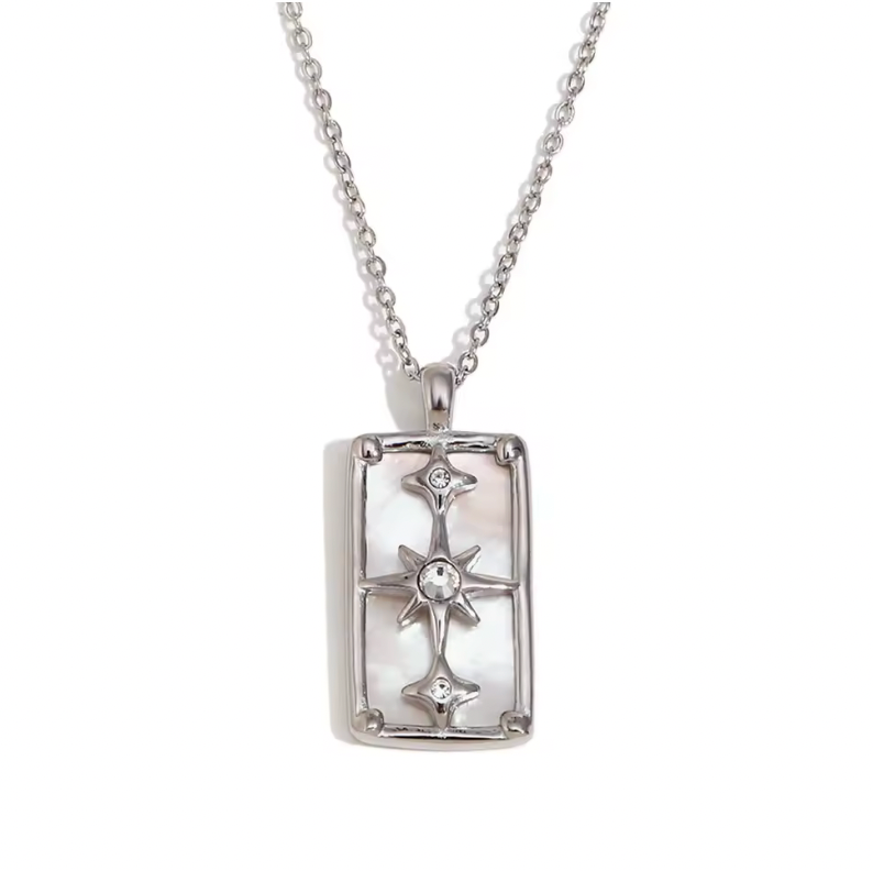 STAR NECKLACE