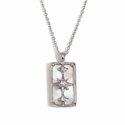 STAR NECKLACE
