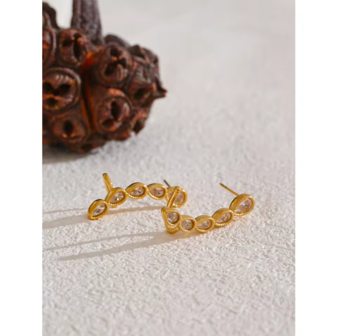 GOLD & STONE EARRINGS