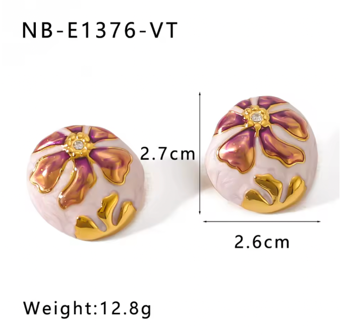 QUEEN EARRINGS