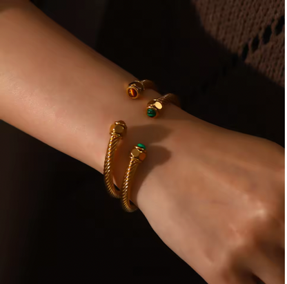 VINTAGE OPEN CUFF BRACELET