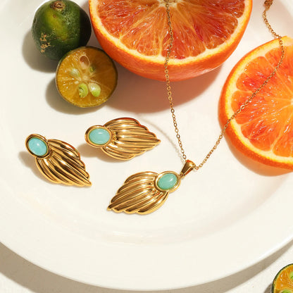 LEAF PENDANT NECKLACE