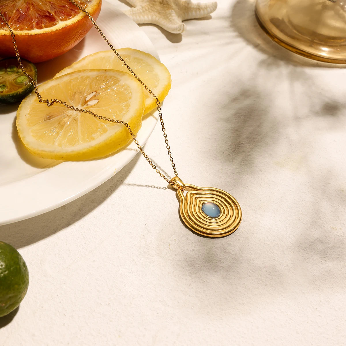 GEOMETRIC NECKLACE