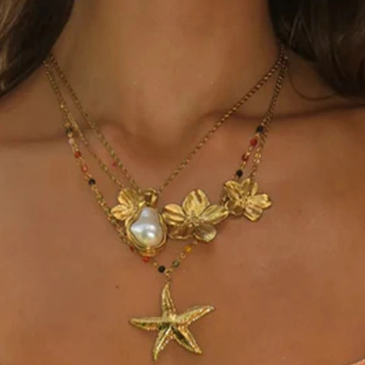 STARFISH PENDANT NECKLACE