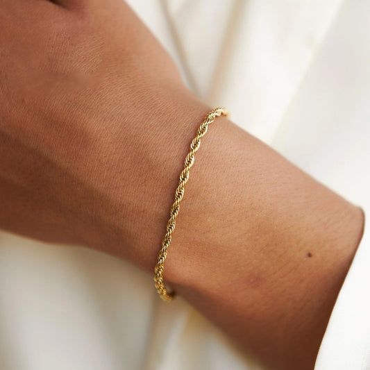 TWISTED BRACELET